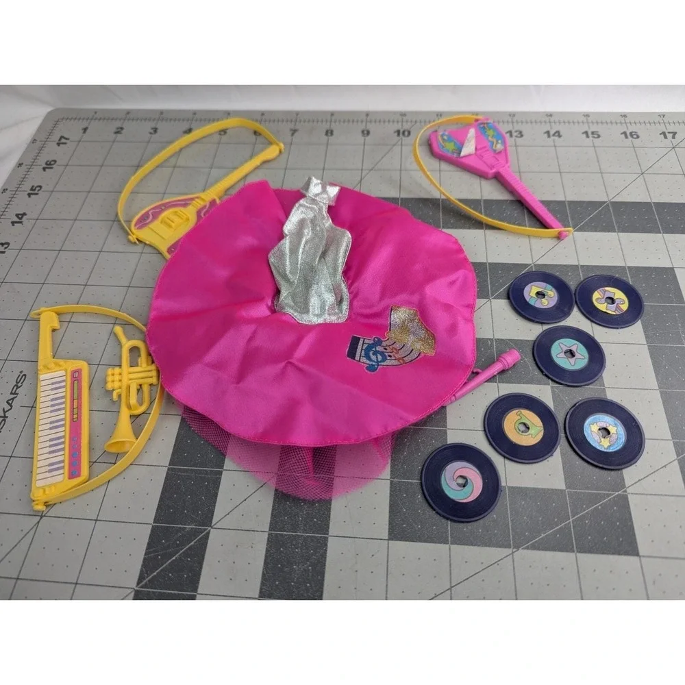 Barbie Sensations Dress Music Instruments Guitar‎ Jukebox Records Lot